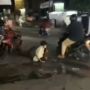 Diduga Pengemis Pura-pura Lumpuh, Pria Ini Langsung Bisa Jalan saat Dijemput Naik Motor