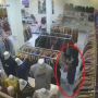 Menjelang Lebaran, Wanita Ini Terekam CCTV Curi Baju di Toko, Barang Dimasukkan Dalam Kresek