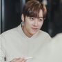 9 Potret Yoon Jong Hoon di Shooting Stars, Drakor Baru yang Mulai Tayang Jumat Besok