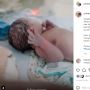 Anak Kedua Cut Meyriska dan Roger Danuarta Baru Lahir, Ini Kepribadiannya Menurut Weton Jawa