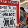 Warga Tanjungpinang Buru Diskon Baju Lebaran, Toko Sediakan Voucher Belanja Gratis