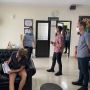 Bule Bugil di Gunung Batur Ternyata Aktor Netflix yang Cari Pengobatan Osteoporosis