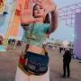 Pamer Body Goals dan Stylish Abis! 5 Gaya Kece Luna Maya Nonton Coachella
