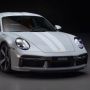 Penjualan Porsche Terjun, Mampukah Mobil Hybrid Jadi Penyelamat?