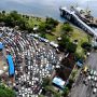 Menjelang Lebaran, Antrean di Pelabuhan Gilimanuk Mengular 1 Kilometer