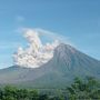 Status Aktif di Level 3, Gunung Semeru Dilaporkan Masih Luncurkan Guguran hingga Letusan