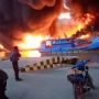 Libur Melaut Saat Lebaran, Kapal Nelayan di Dermaga Batere Cilacap Terbakar