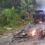 Ditabrak Mobil Avanza, Angkot Terbakar di Gunungkencana Lebak