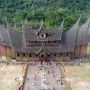 Berkunjung ke Istano Basa Pagaruyung yang Megah di Tanah Datar