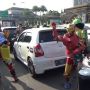 Kerahkan Badut untuk Hibur Anak saat Macet di Puncak, Polisi: Biar Tidak Jenuh saat One Way