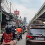 Kemacetan Kalimalang Trending di Twitter Gara-gara Macet, Warganet: Parkir Berjemaah