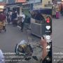 Viral Video Lelaki Tidur Pulas saat Salat Ied, Dibiarkan Terbaring di Pinggir Jalan Sampai Bubaran