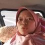 Wanita Tunjukkan Dirinya Duduk di Bangku Belakang Mobil, Endingnya Plot Twist