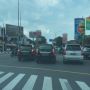 Posisi Berhenti Trio Toyota Avanza dari Luar Kota Ini Bikin Tepuk Jidat, Ini Pentingnya Memahami Yellow Box Junction