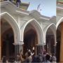 Viral Pedagang Pecel Lele Bagi-bagi Uang dari Atas Masjid, Aksinya Picu Pro Kontra