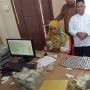 Viral Tukang Siomay Bawa Tumpukan Uang Koin Rp 1000 untuk Daftar Naik Haji