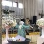 Momen Emak-Emak Ketemu Bestie di Kondangan, Jogetnya Bikin Gemes