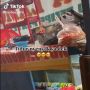 Mengandung Bawang! Publik Nangis Lihat Video Viral Bayi Tidur di Dalam Gerobak Pecel Lele