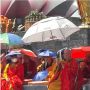 1.200 Umat Buddha dan Para Biksu Lakukan Detik-detik Waisak di Pelataran Candi Borobudur
