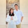 Terlalu Vulgar, 5 Potret Gaya Pacaran Fadly Faisal dan Rebecca Klopper