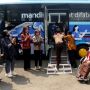 Wujudkan Komitmen Dukungan, Bank Mandiri Berikan Bus Disabilitas ke YPAC