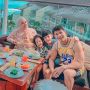 6 Potret Liburan Fairuz A Rafiq Liburan di Bali Bareng Suami dan Anak-anak, Penampilan King Faaz Jadi Perhatian