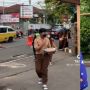 "No Backpack Day", Barang-barang yang Dibawa Murid ke Sekolah Kocak Abis
