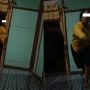 Nagih Utang ke Emak-emak, Petugas KSP Kena Lempar Kerupuk Malah Ndagel: Enak Lur Hekya Hokya