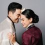 5 Potret Prewedding Maudy Ayunda dan Jesse Choi, Tampilkan Hanbok Elegan Hingga Casual Sporty