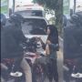 Aksi Pria Naik Honda CRF150L di Jalan Ini Tuai Pujian, Publik: Tangan Kanan Memberi, Tangan Kiri Tidak InstaStory