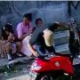 Modus Pura-Pura Cek Tangki Bensin, Seorang Pemotor Bikin Emak-Emak Teriak Histeris, Ini Sebabnya