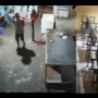 Viral! Aksi Eksibisionisme Seorang Pria di Bojonegoro Terekam CCTV Rumah Makan, Netizen Geram