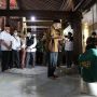 Berikan Penghormatan Terakhir, Ganjar Pranowo Ikut Salati Jenazah Buya Syafii Maarif di Masjid Gedhe Kauman