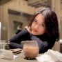 7 Potret Cewek TikTok Mirip Fuji,  Bila Ekspresinya Cemberut Wajahnya Benar-benar Sama