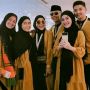 Boyong Keluarga, Ayu Ting Ting Berangkat Umrah Hari Ini