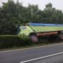 Diduga Ngantuk, Truk Terguling di Parit Tol Tangerang-Merak