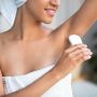 Deodoran atau Antiperspirant, Mana Lebih Ampuh Hempas Bau Badan?