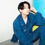 Jungkook BTS Kejutkan Penggemar dengan VLive, Ganteng Maksimal Pakai OOTD Cuma Rp2 Jutaan
