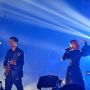 Tampil Gahar Tapi Girly di Konser, Isyana Sarasvati Bikin Fans Menjerit