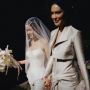 Momen Pernikahan Eva Celia, Netizen Malah Salfok ke Penampilan Sophia Latjuba: Body Goals Banget