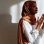 5 Tips Meminimalkan Stres dalam Hidupmu, Jangan Lupa Berdoa!
