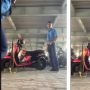 Viral Aksi Dua Pria Pertontonkan Dugem Paket Hemat, Modalnya Cuma Honda Scoopy Parkir
