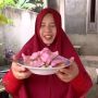 Jual Lontong Sayur hingga Burger, Rohimah Tak Mau Dianggap Cacat