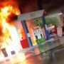SPBU Liwa Kebakaran, Karyawan Berhamburan Keluar Padamkan Api