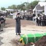 Jenazah Eril Bersiap Dimasukkan ke Liang Lahat