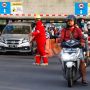 Girder Proyek Kereta Api Cepat Terpasang Terlalu Rendah, Mobil Hampir 'Nyangkut' saat Lewati Jembatan Antelope Bekasi