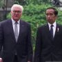 Jokowi dan Presiden Jerman Frank-Walter Steinmeier Pakai Masker saat Bertemu di Ruangan Istana Bogor