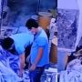 Viral Video Pekerja Hampir Masuk ke Dalam Mesin Pabrik, Selamat karena Rekannya Sigap Menolong