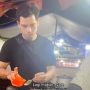 Viral Penjual Ayam Geprek Mirip Stefan William, Warganet Sampai Sulit Membedakan