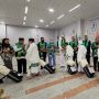 Disambut Meriah, Jemaah Haji Gelombang II Menangis Haru Tiba di Arab Saudi